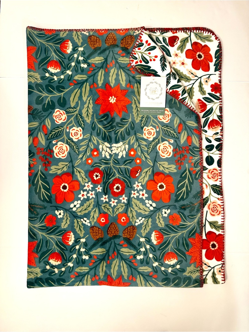 THE FARMHOUSE by Rachel Ashwell Floral Christmas Fleece Throw - Reversible